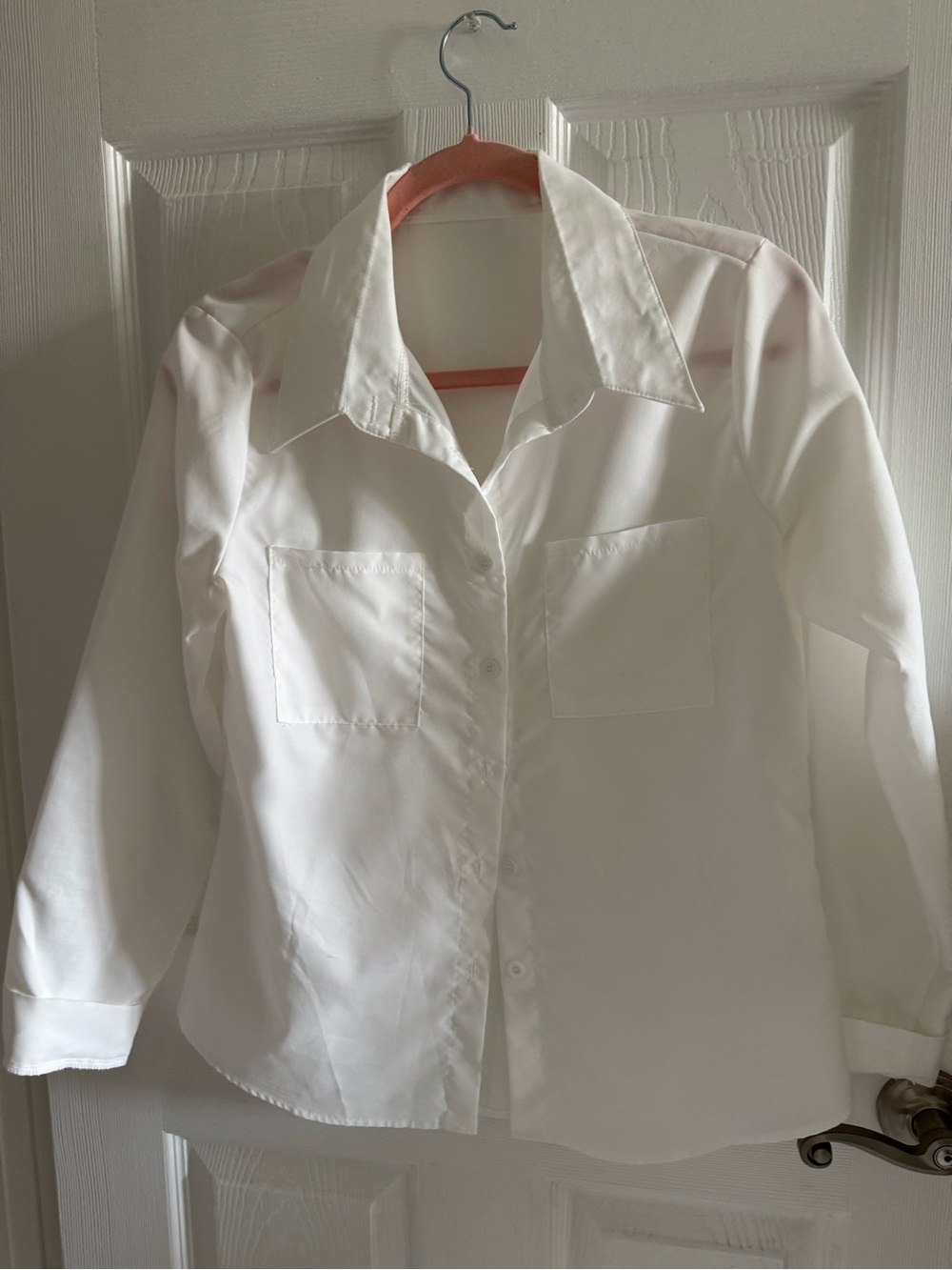 SHEIN White Button-Up Long Sleeve Blouse